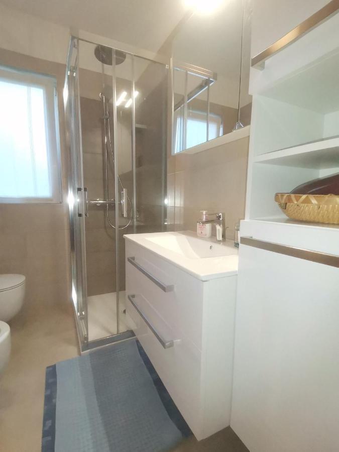 Apartman Hola Novigrad  Ngoại thất bức ảnh